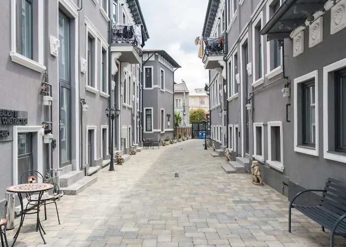 Cozy Central Small Studio Near Park Bucureşti